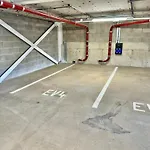 Stay@55 -secure Underground Parking * يورك