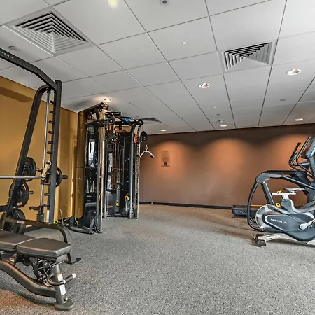 Apartment Stay@55 -secure Underground Parking *